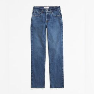 NWT Abercrombie 90’s Straight Mid Rise jeans